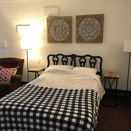 Rolling Hills Motel Wantage Экстерьер фото