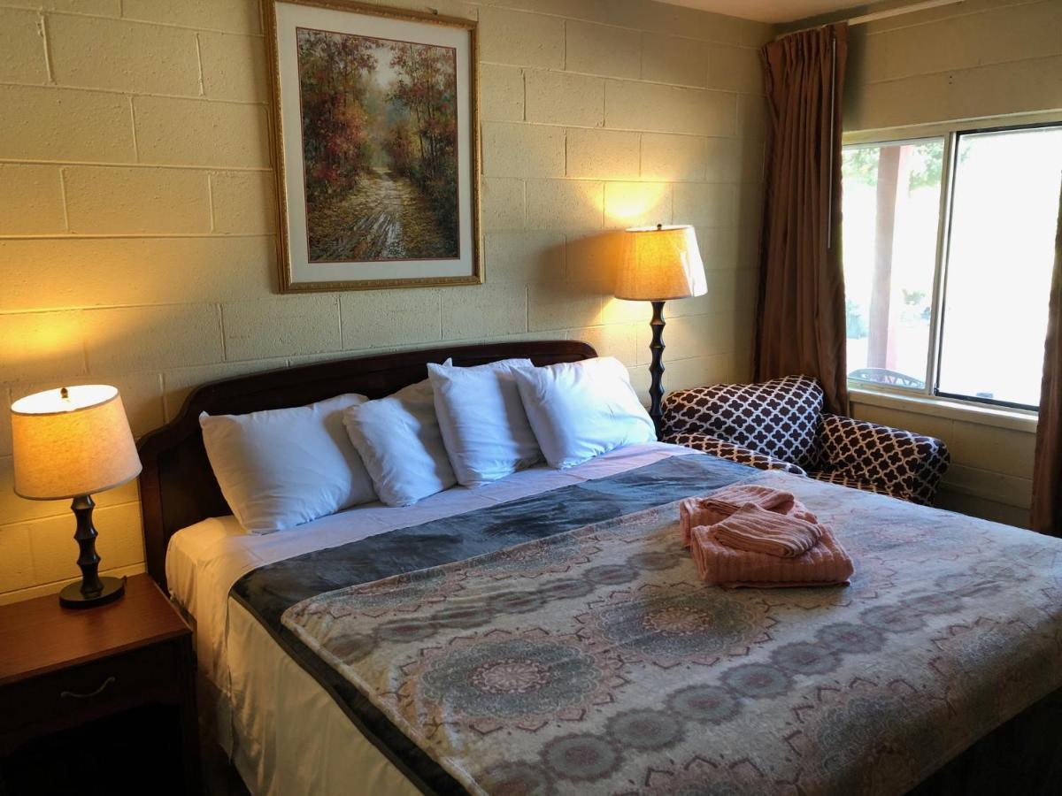 Rolling Hills Motel Wantage Экстерьер фото