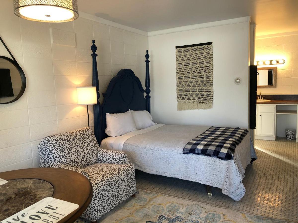 Rolling Hills Motel Wantage Экстерьер фото