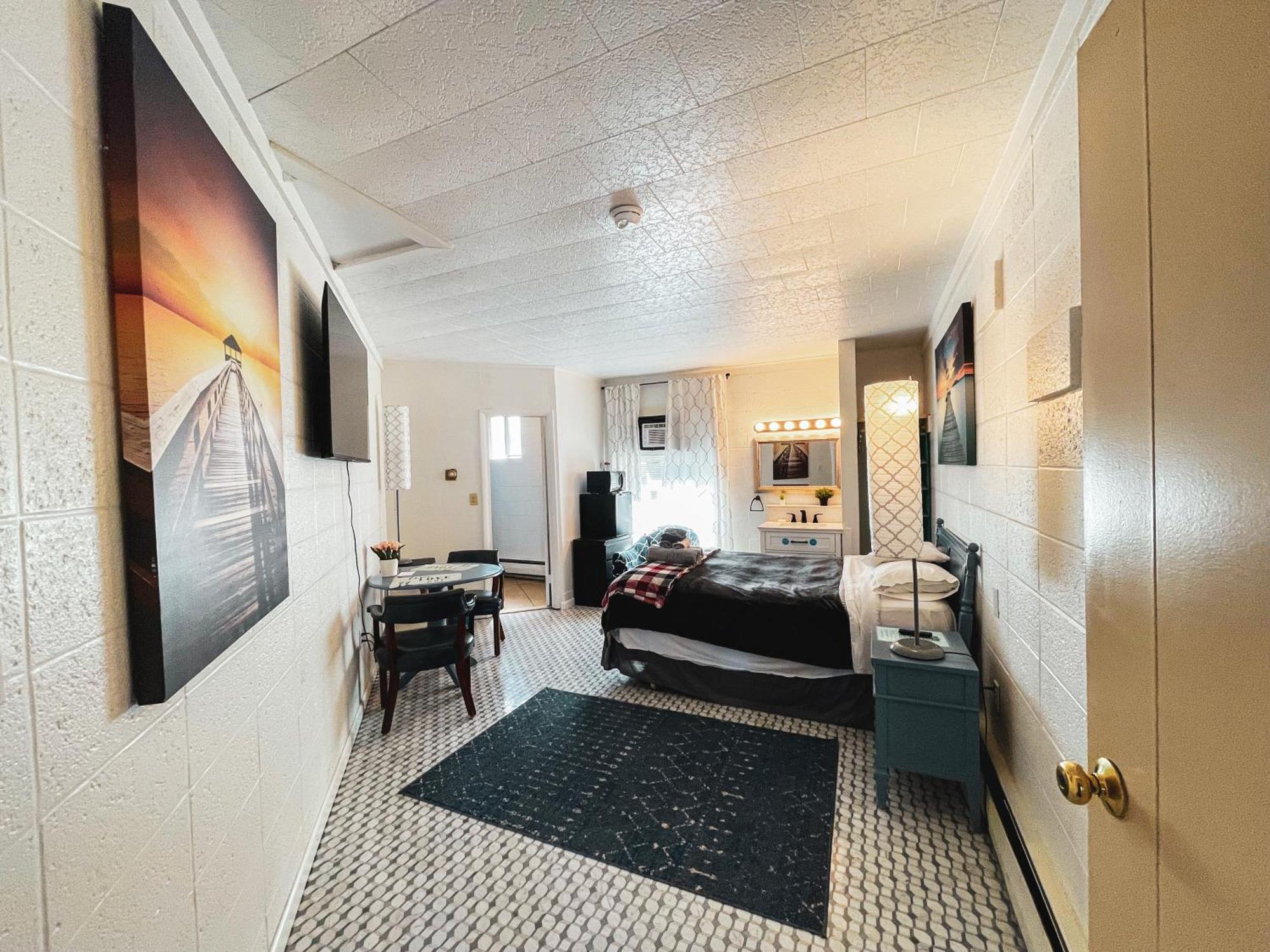Rolling Hills Motel Wantage Экстерьер фото