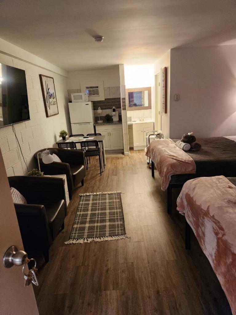 Rolling Hills Motel Wantage Экстерьер фото